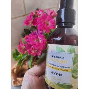 Avon Aromatizante de Ambiente Alegria e Energia Lima, Pimenta-Rosa e Ylang-Ylang 150 ml